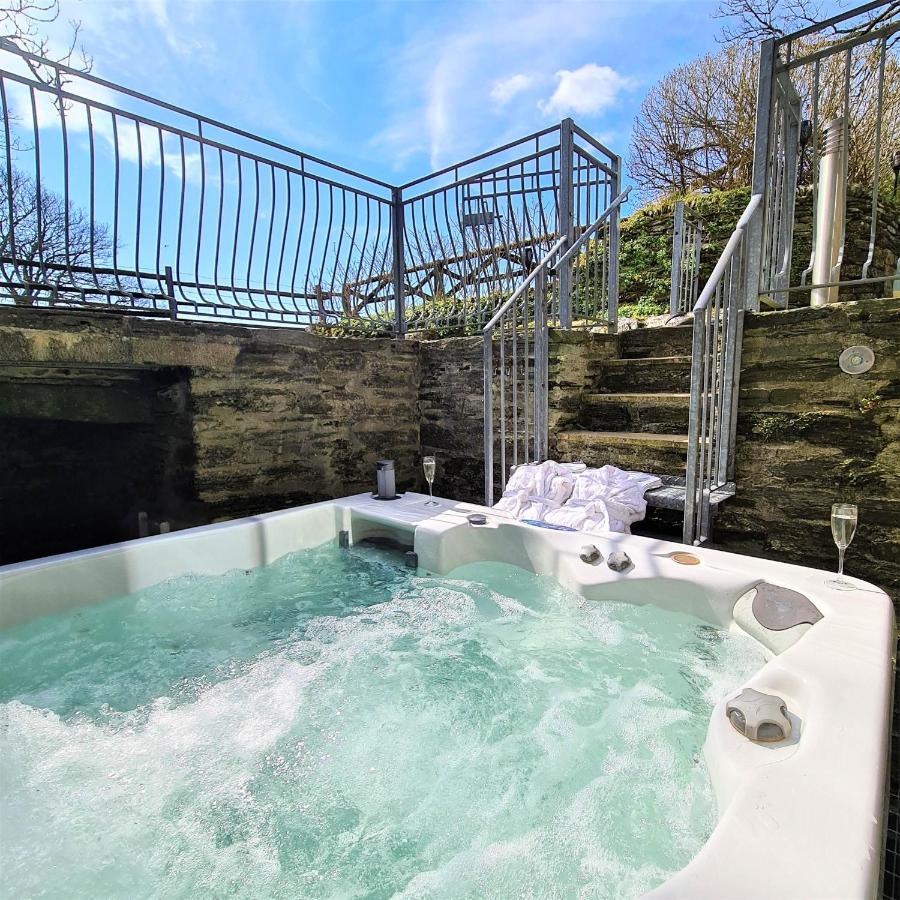 Ta Mill Holiday Cottages & Lodges -Ta Mill House Launceston Buitenkant foto