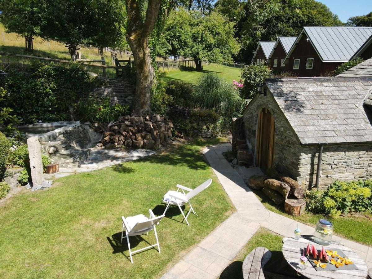 Ta Mill Holiday Cottages & Lodges -Ta Mill House Launceston Buitenkant foto