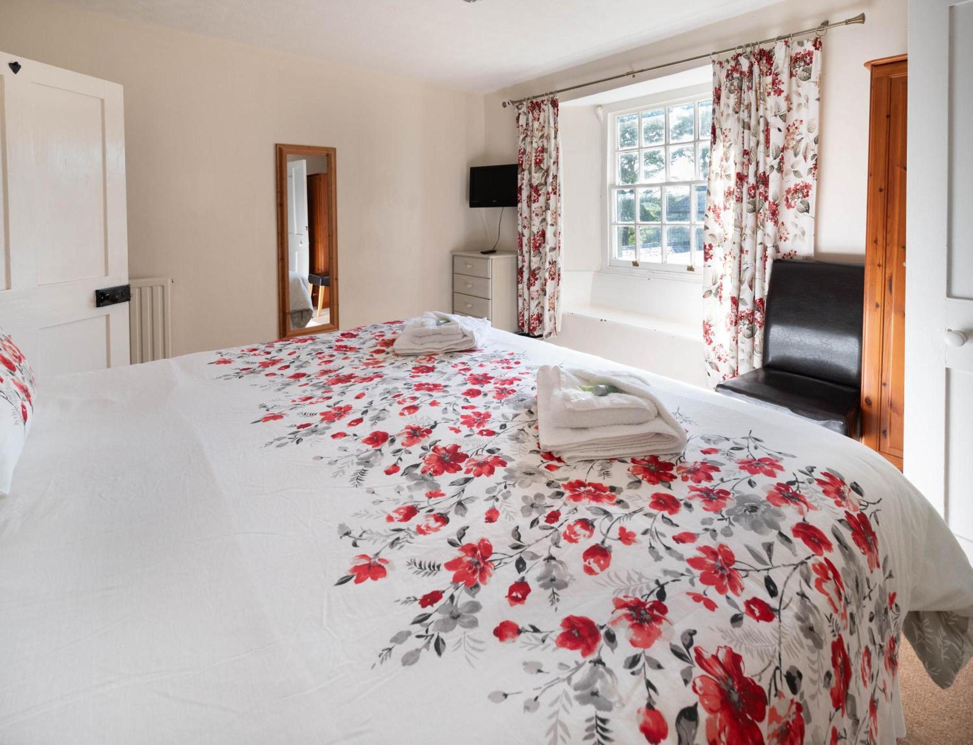 Ta Mill Holiday Cottages & Lodges -Ta Mill House Launceston Buitenkant foto