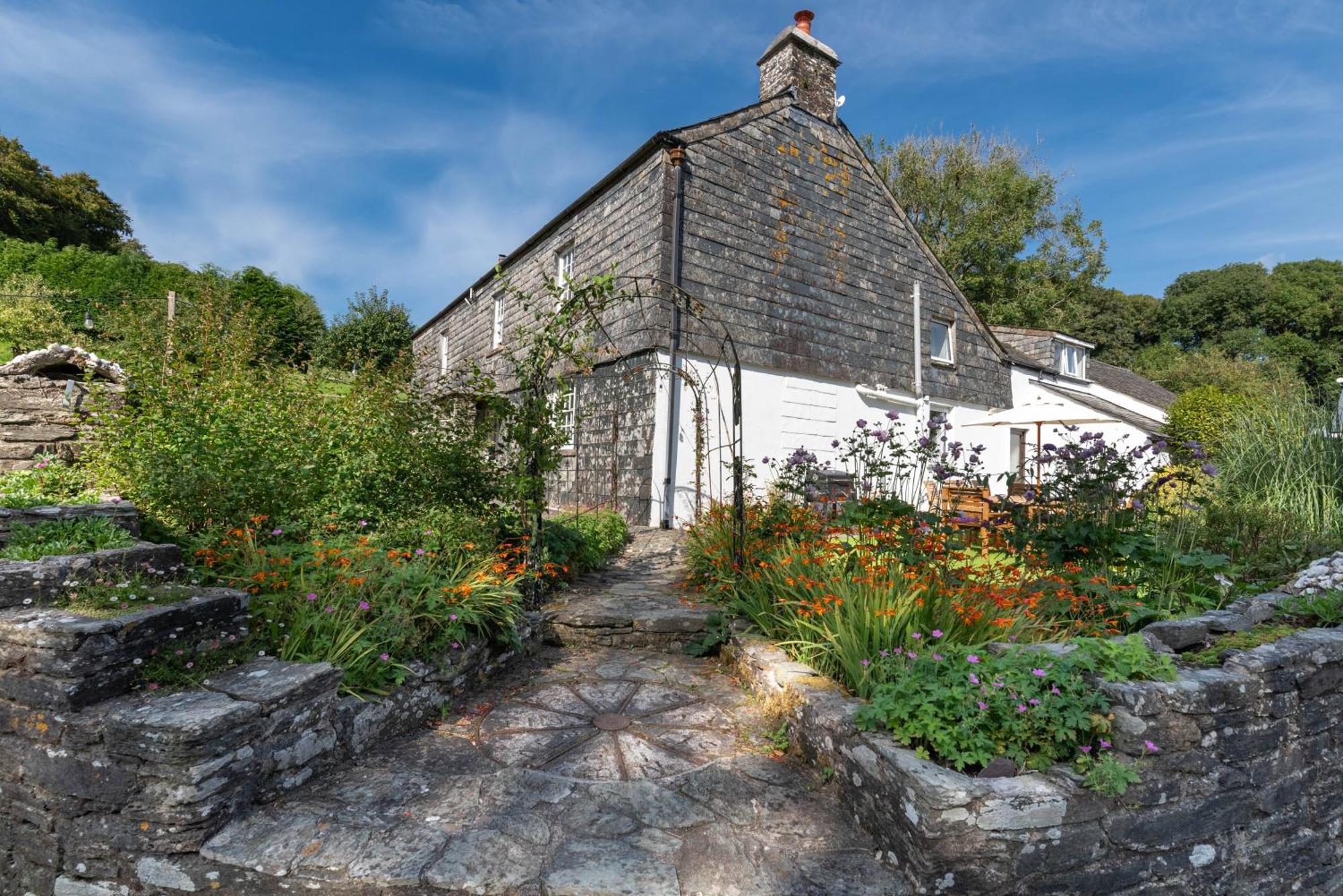 Ta Mill Holiday Cottages & Lodges -Ta Mill House Launceston Buitenkant foto